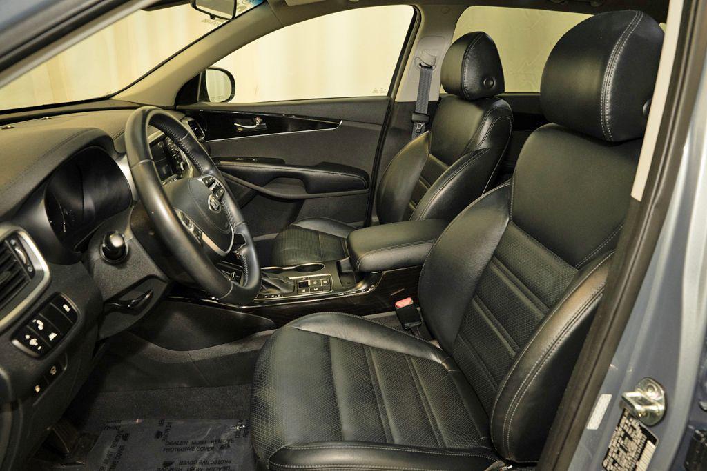 used 2020 Kia Sorento car, priced at $20,873