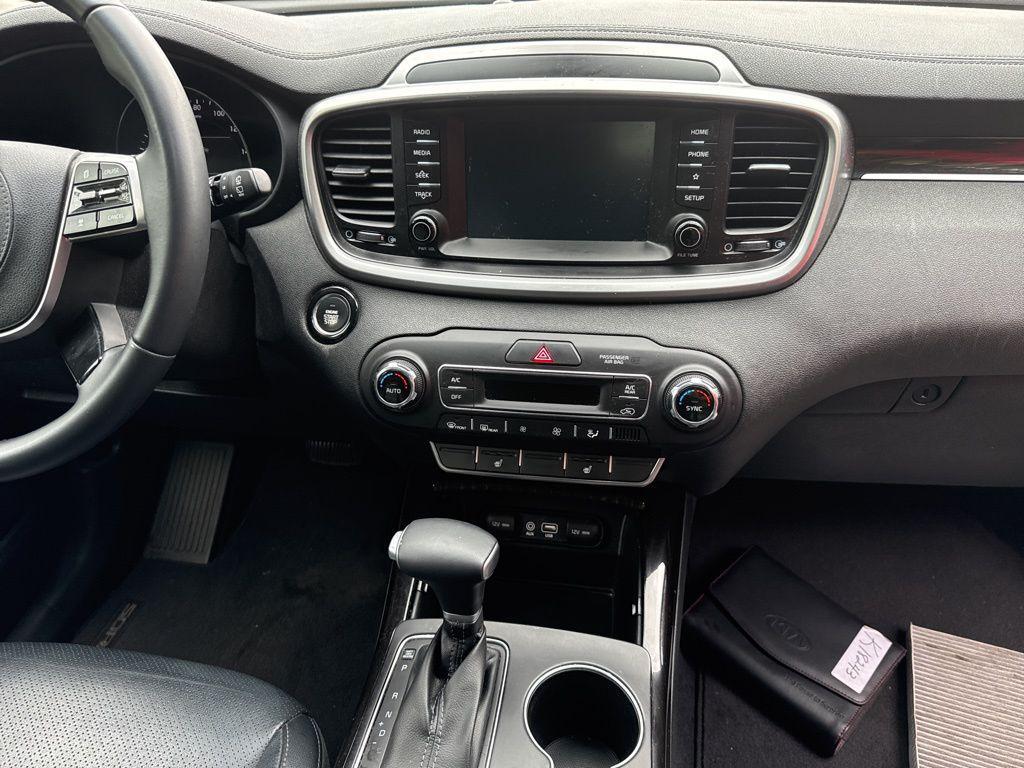 used 2020 Kia Sorento car, priced at $21,698