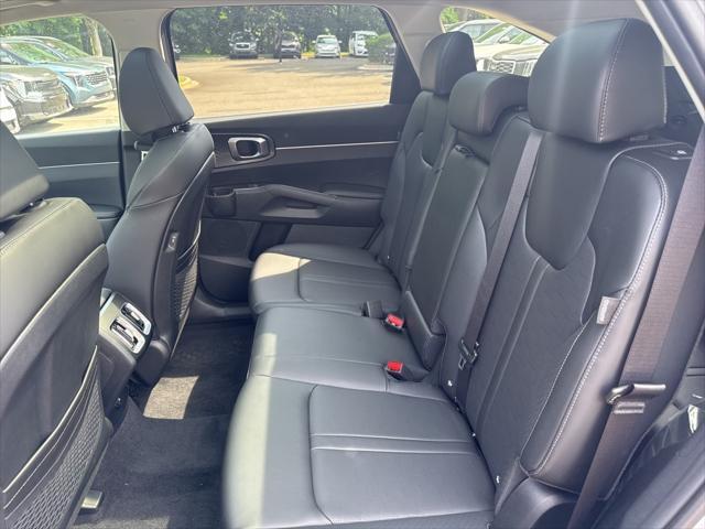 new 2025 Kia Sorento car, priced at $35,303