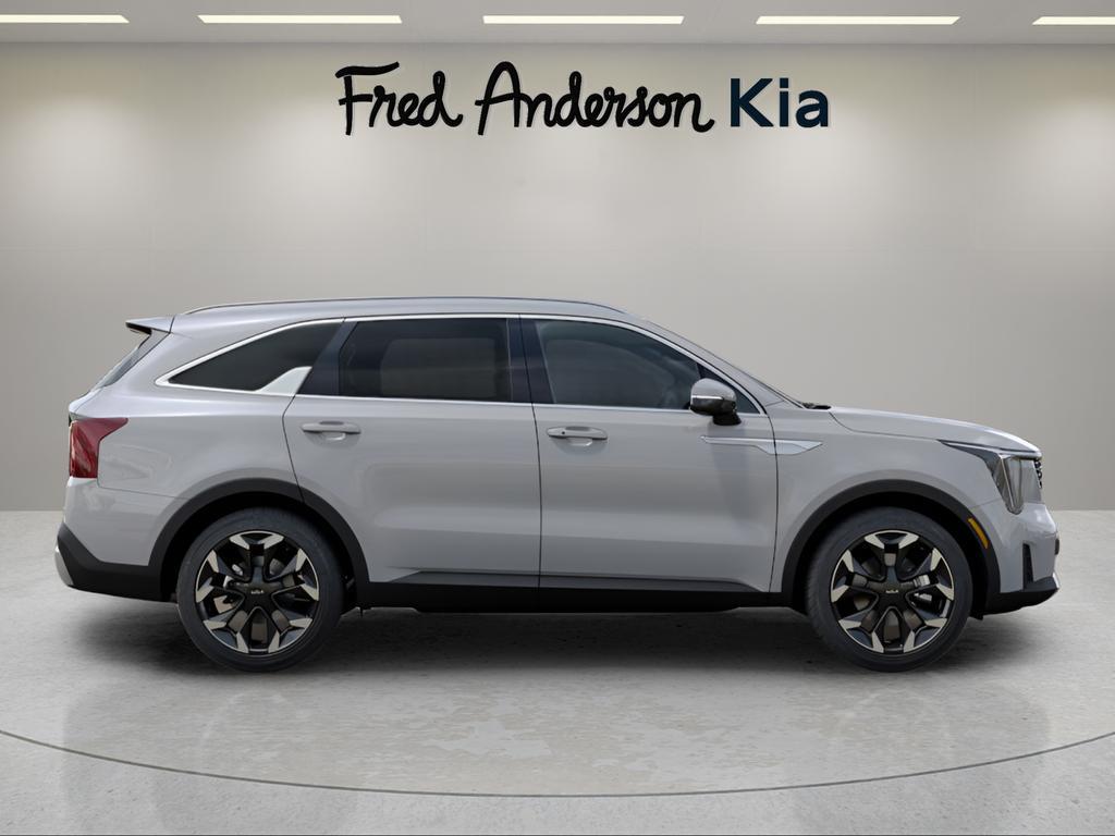 new 2025 Kia Sorento car, priced at $38,637