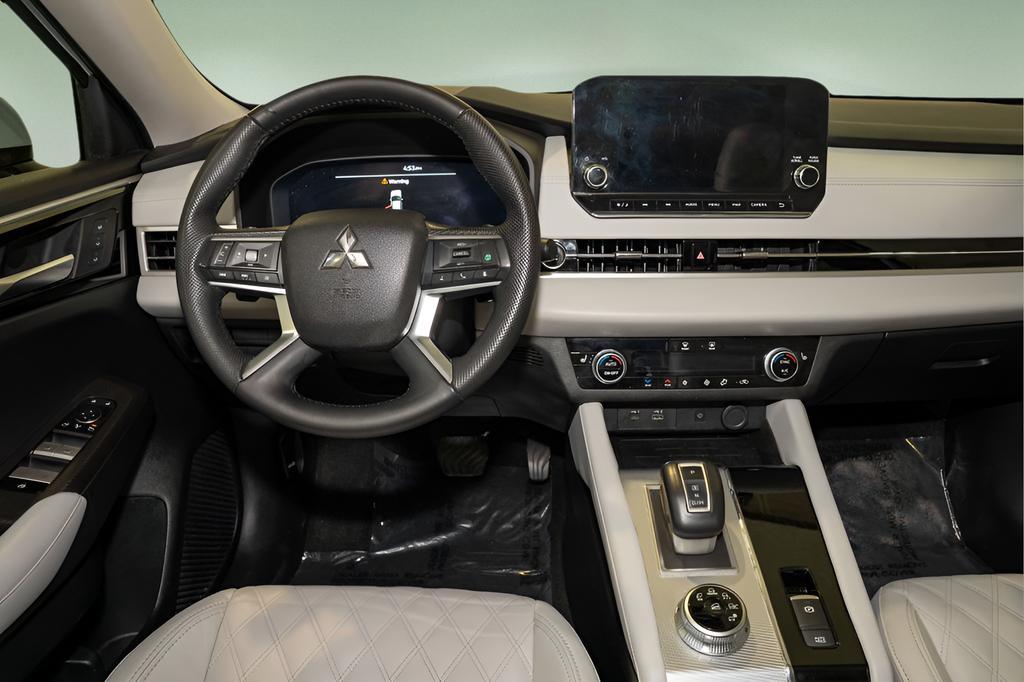 used 2023 Mitsubishi Outlander car, priced at $23,096