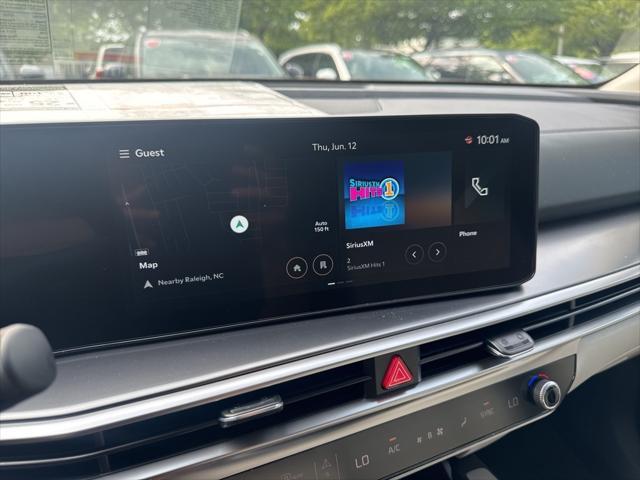 new 2025 Kia Sorento car, priced at $35,104