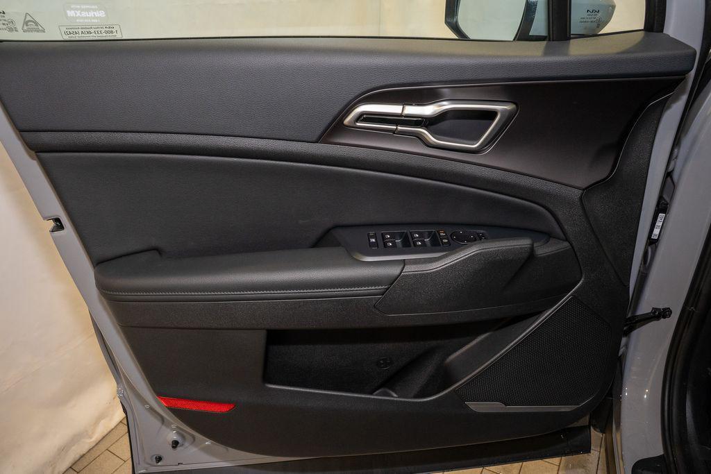 new 2026 Kia Sportage Hybrid car, priced at $33,901