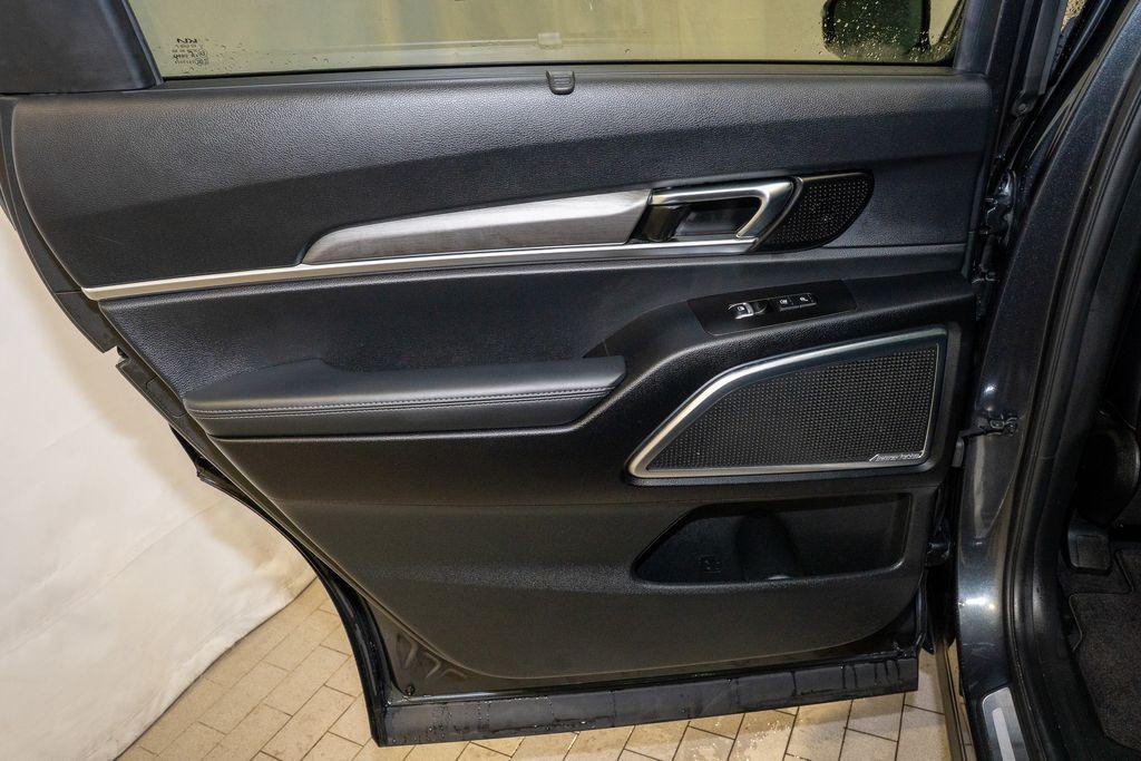 used 2024 Kia Telluride car, priced at $38,510