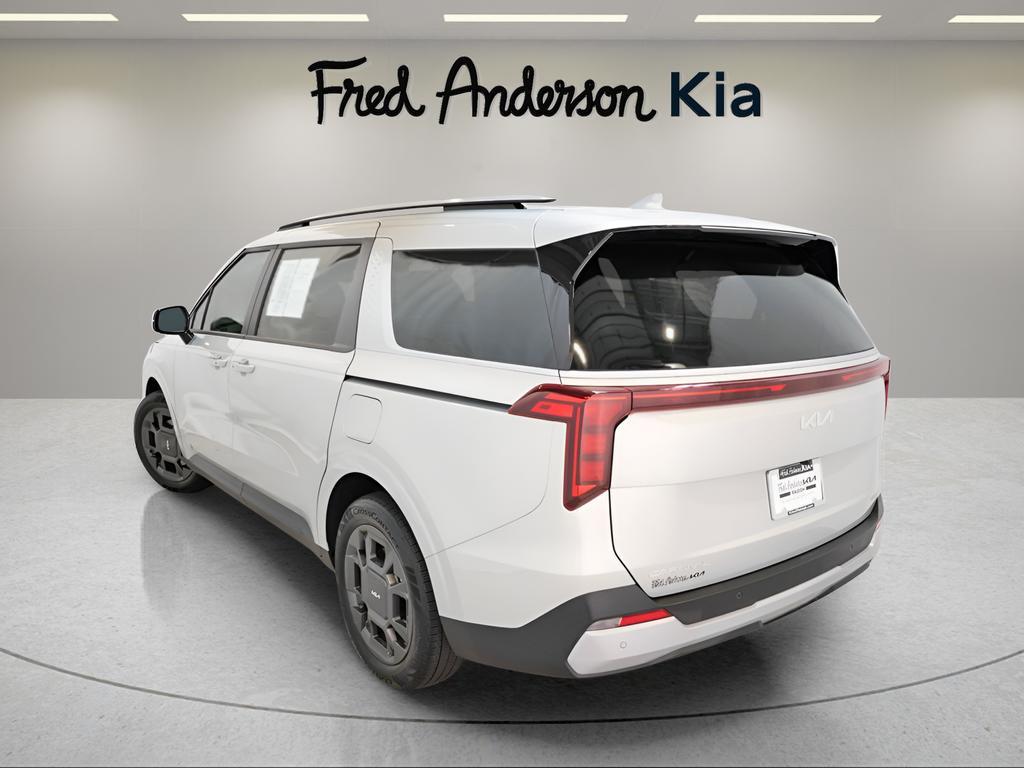 used 2025 Kia Carnival Hybrid car, priced at $39,352