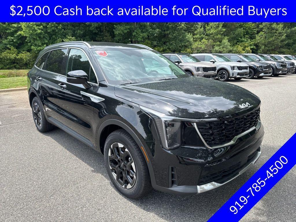 new 2025 Kia Sorento car, priced at $33,833