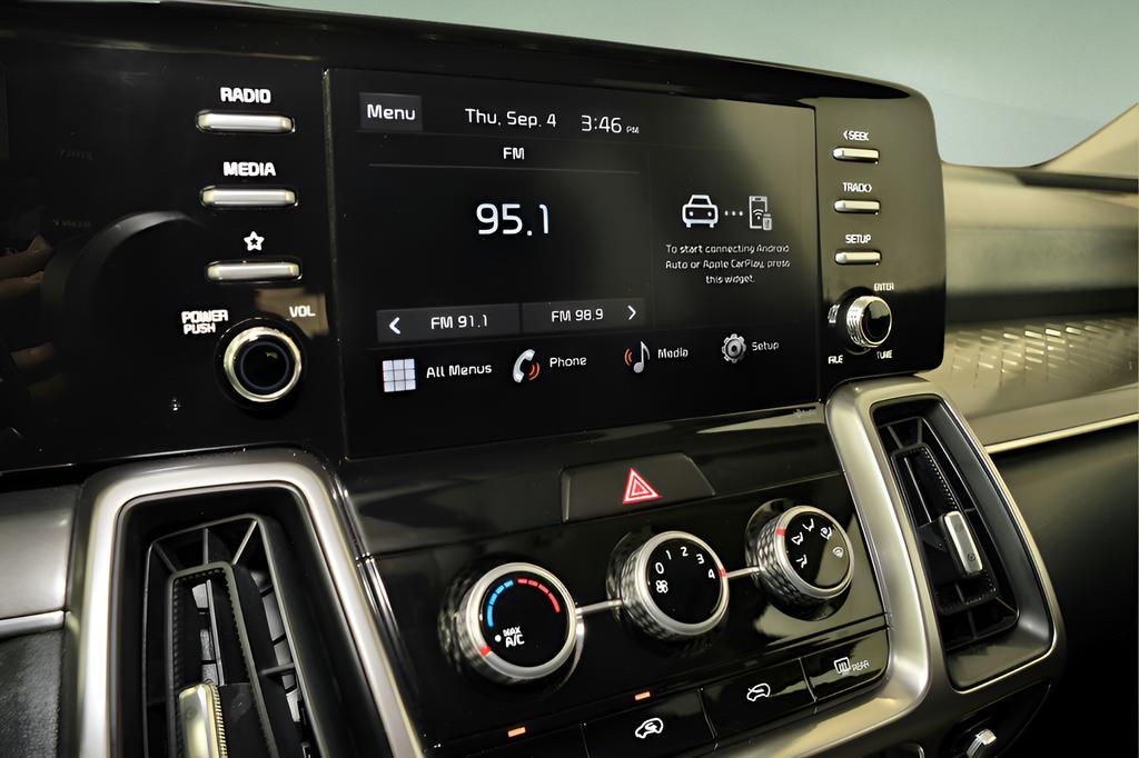 used 2023 Kia Sorento car, priced at $21,879