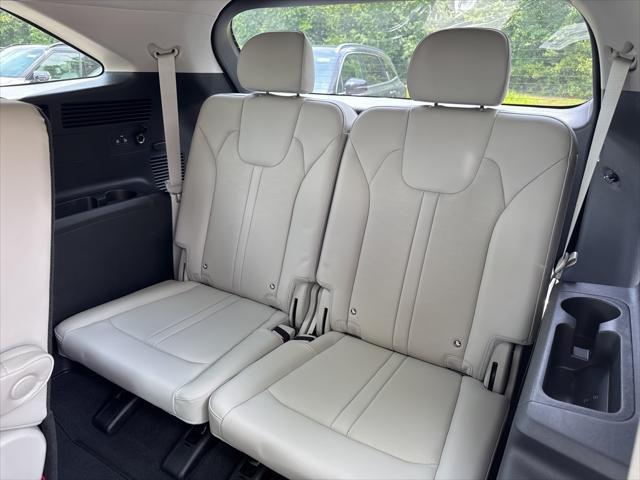 new 2025 Kia Sorento car, priced at $39,219