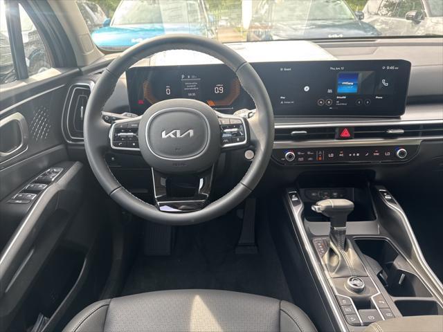 new 2025 Kia Sorento car, priced at $35,208