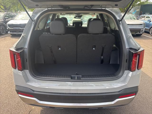 new 2025 Kia Sorento car, priced at $35,208