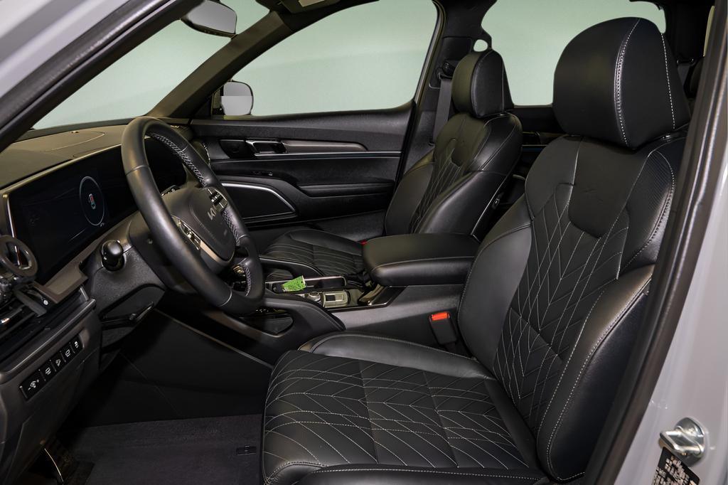 used 2024 Kia Telluride car, priced at $43,457