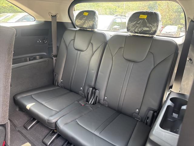 new 2025 Kia Sorento car, priced at $34,686