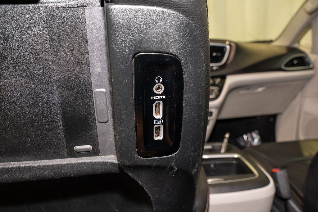 used 2018 Chrysler Pacifica car, priced at $18,676