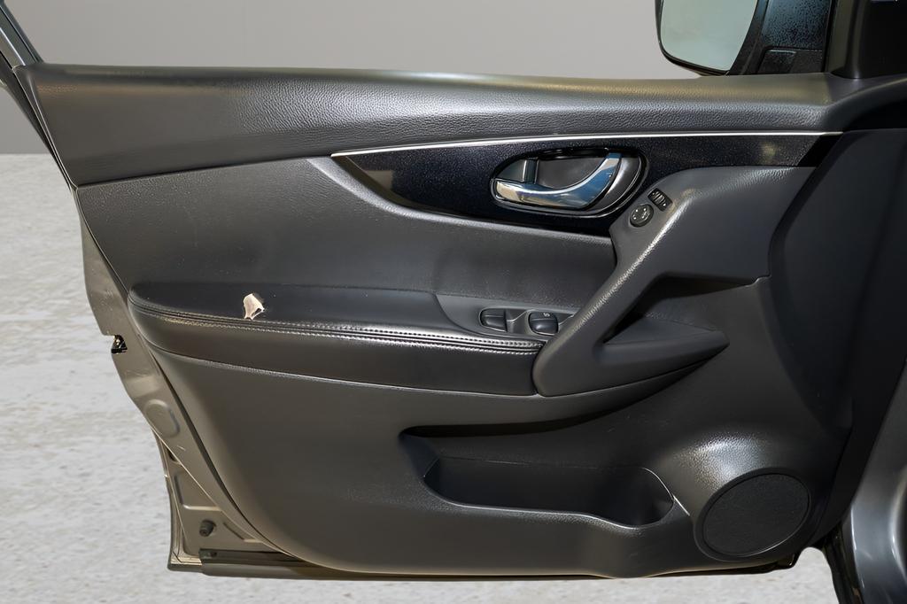 used 2018 Nissan Rogue Sport car, priced at $16,246