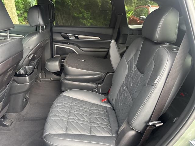 used 2025 Kia Telluride car, priced at $42,876