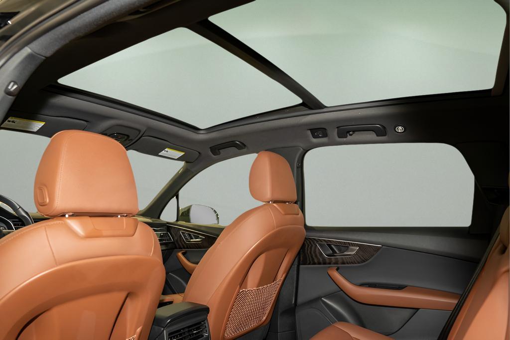 used 2022 Audi Q7 car, priced at $36,025