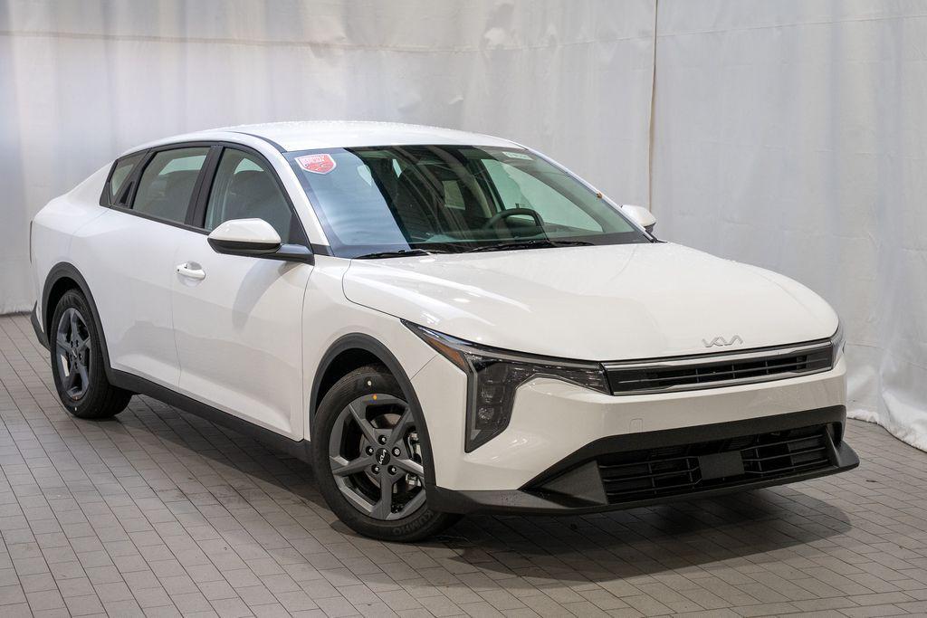new 2025 Kia K4 car, priced at $23,236
