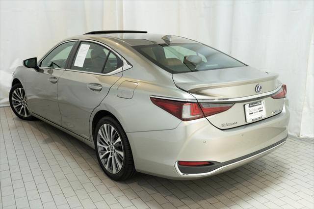 used 2019 Lexus ES 300h car, priced at $22,706