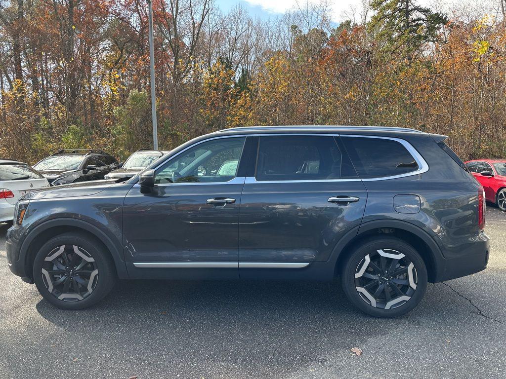used 2023 Kia Telluride car, priced at $29,364