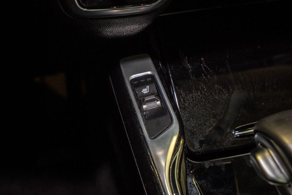 used 2023 Kia Sorento car, priced at $30,356