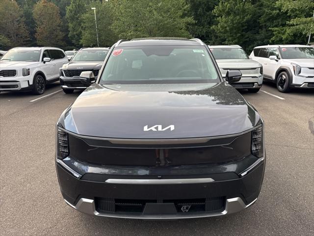 new 2026 Kia EV9 car, priced at $58,605