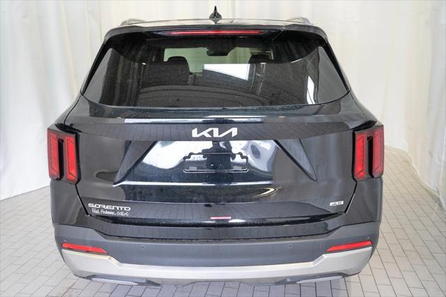 new 2025 Kia Sorento car, priced at $35,188