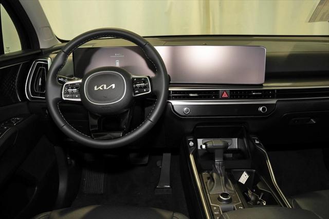 new 2025 Kia Sorento car, priced at $35,188