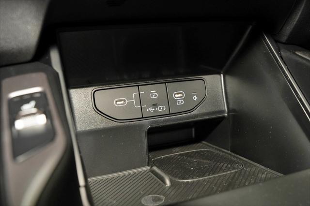 new 2025 Kia Sorento car, priced at $35,188