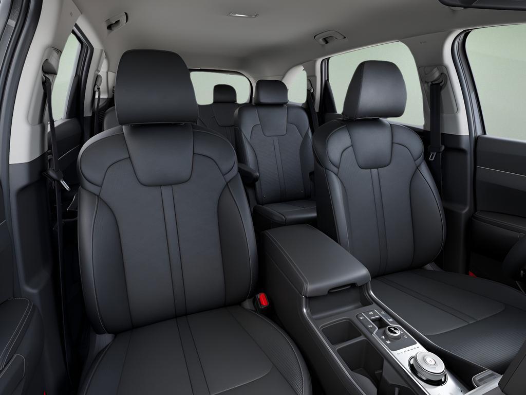 new 2025 Kia Sorento Hybrid car, priced at $37,261
