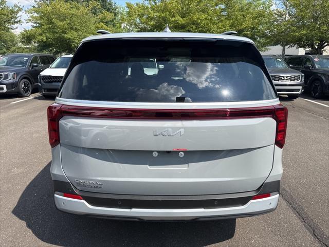 new 2025 Kia Carnival car, priced at $40,996