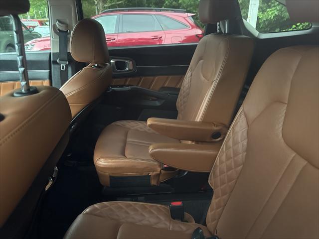 used 2022 Kia Sorento car, priced at $33,454