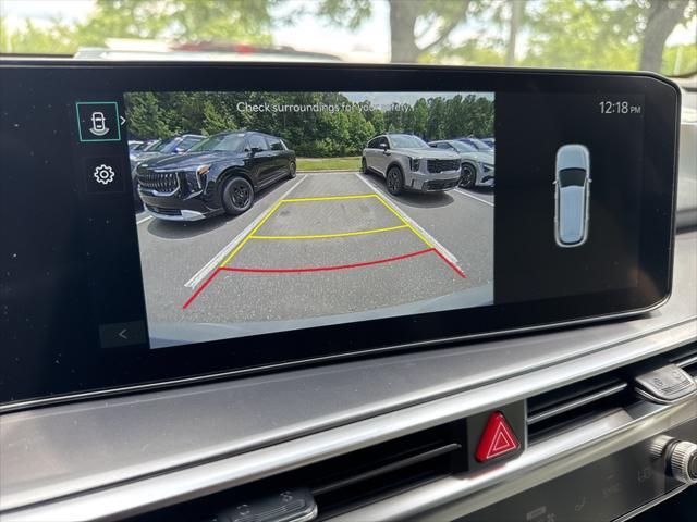 new 2025 Kia Sorento car, priced at $35,028
