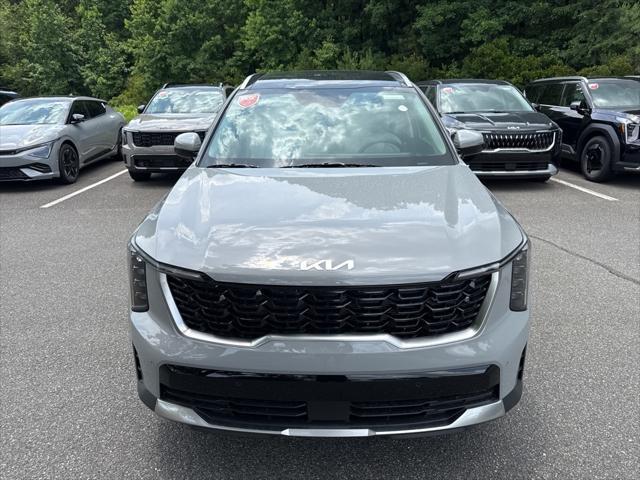 new 2025 Kia Sorento car, priced at $35,028