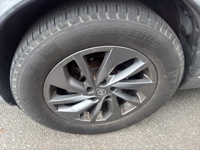 used 2016 Nissan Rogue car, priced at $11,892