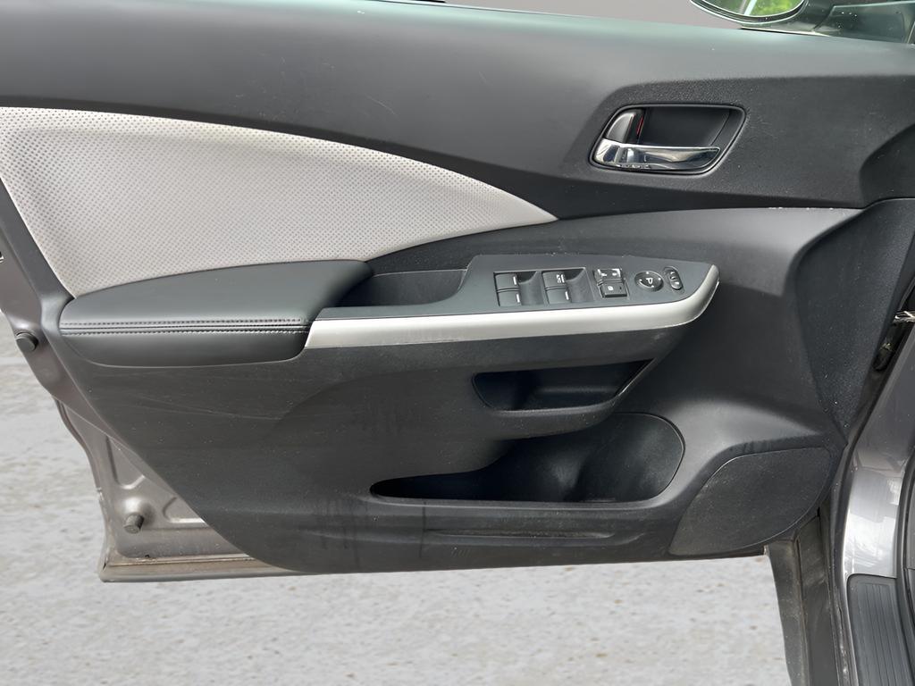 used 2015 Honda CR-V car, priced at $16,401
