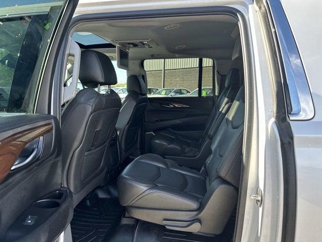 used 2020 Cadillac Escalade ESV car, priced at $45,500