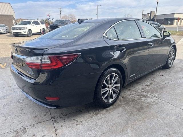 used 2018 Lexus ES 300h car, priced at $25,988