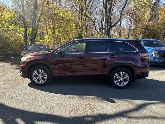 used 2015 Toyota Highlander car, priced at $16,500