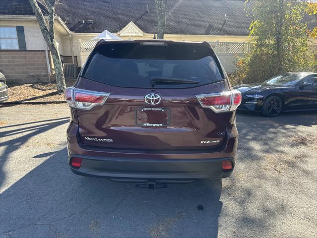 used 2015 Toyota Highlander car, priced at $16,500