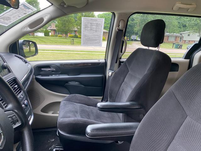 used 2014 Dodge Grand Caravan car, priced at $5,995