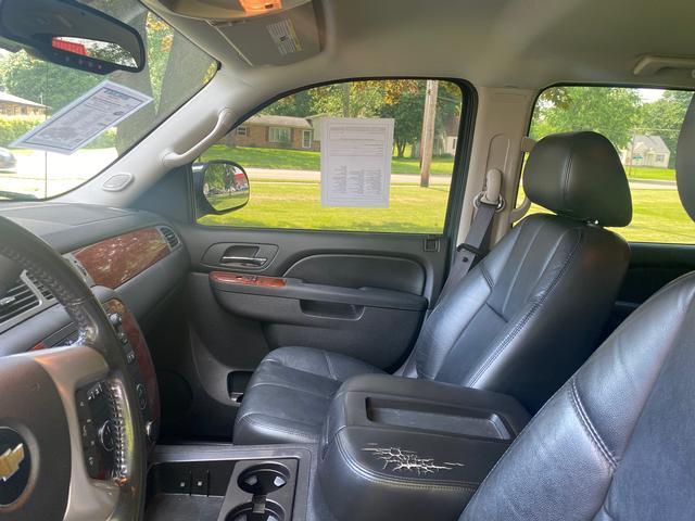 used 2011 Chevrolet Avalanche car, priced at $9,995