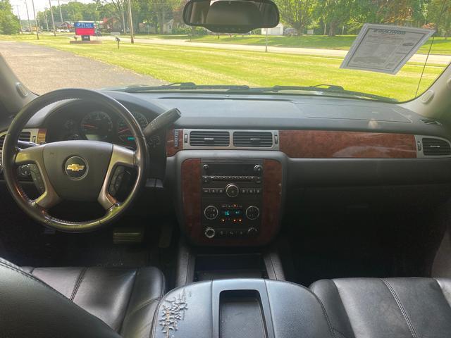 used 2011 Chevrolet Avalanche car, priced at $9,995