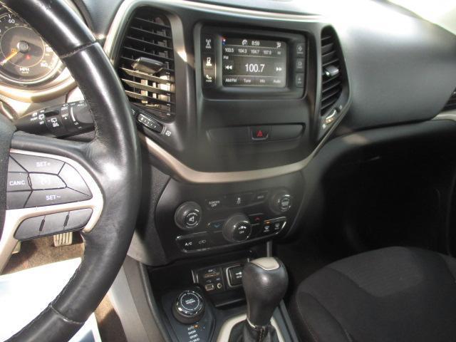 used 2015 Jeep Cherokee car, priced at $11,995