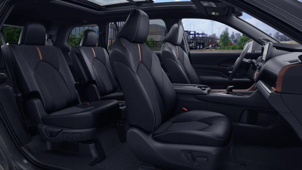 new 2025 Toyota Grand Highlander Hybrid car, priced at $64,122