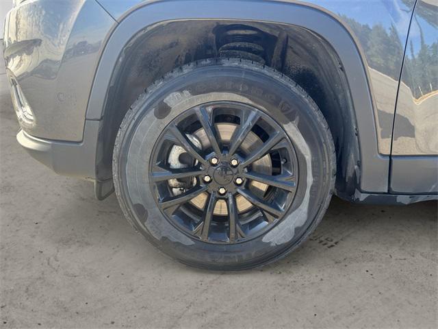 used 2023 Jeep Cherokee car, priced at $29,988