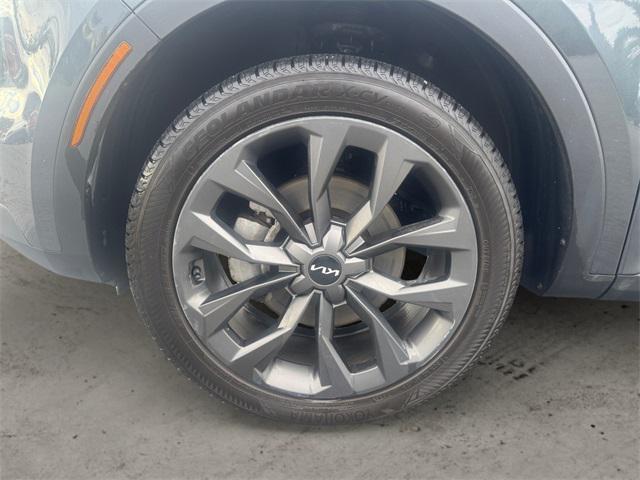 used 2022 Kia Sorento car, priced at $31,888