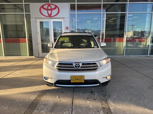 used 2013 Toyota Highlander car, priced at $17,888