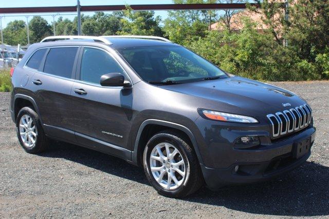 used 2016 Jeep Cherokee car, priced at $15,400
