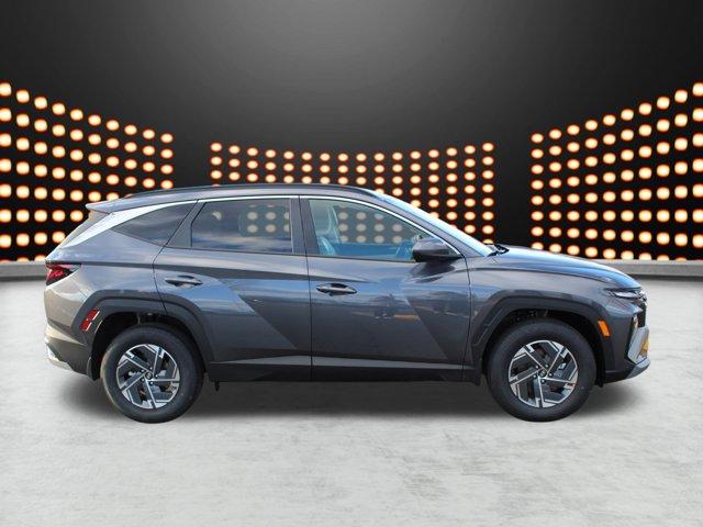 new 2025 Hyundai Tucson Hybrid car, priced at $35,285