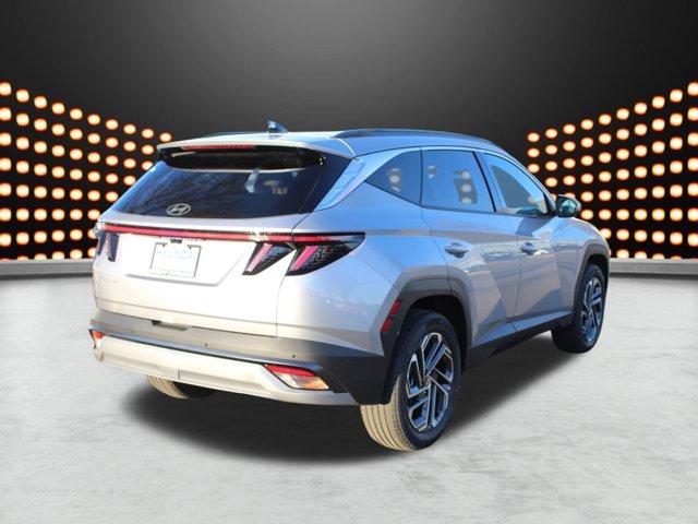 new 2025 Hyundai Tucson Hybrid car